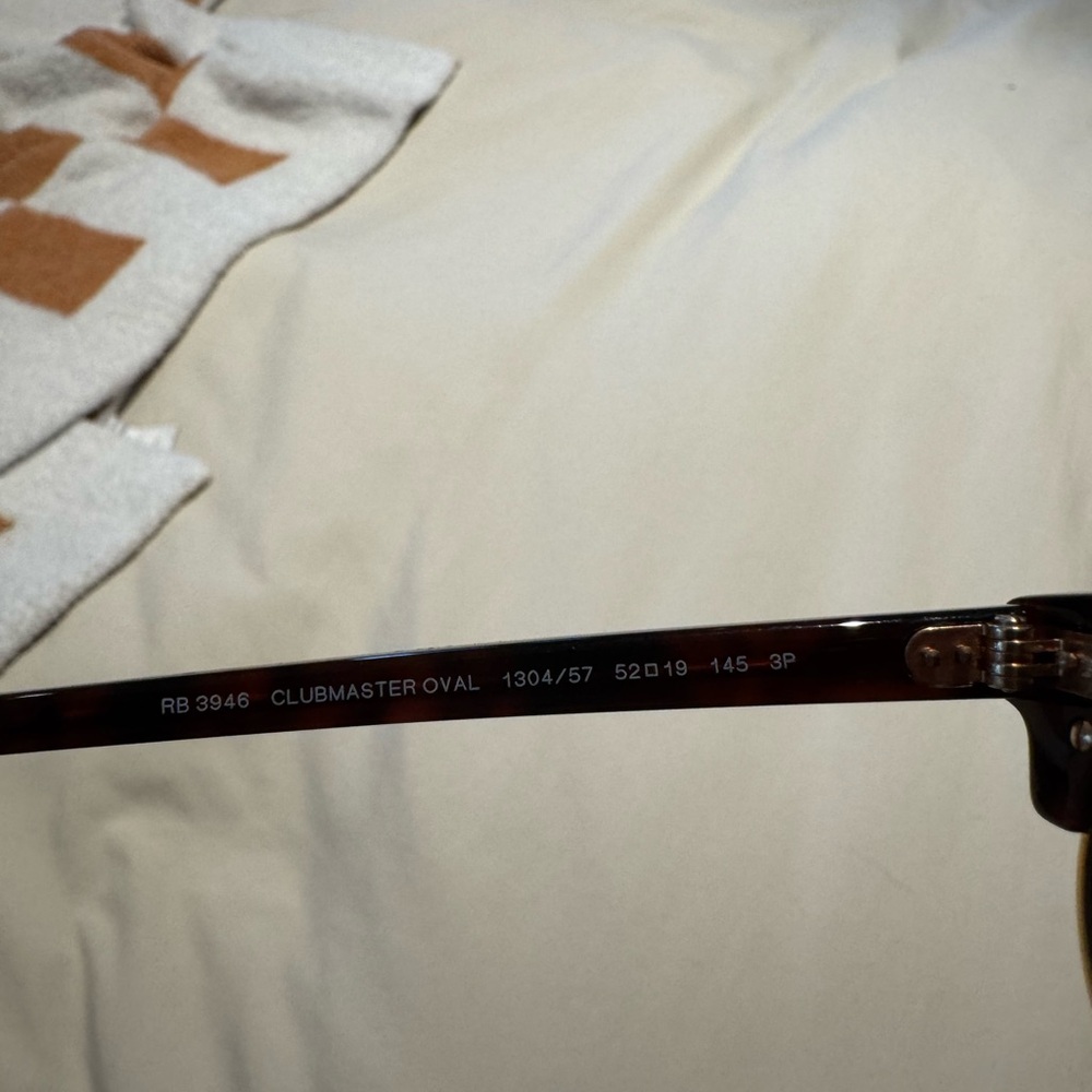 Ray-Ban Tortoise Shell Sunglasses - Picture 7 of 7
